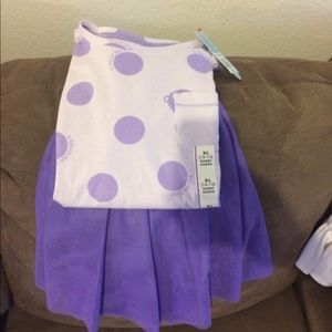 Girls tutu and short sleeve shirt